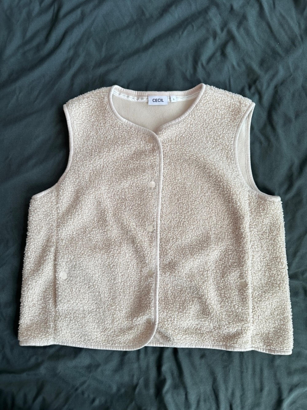 CECIL Cream Teddy Fleece Snap Vest